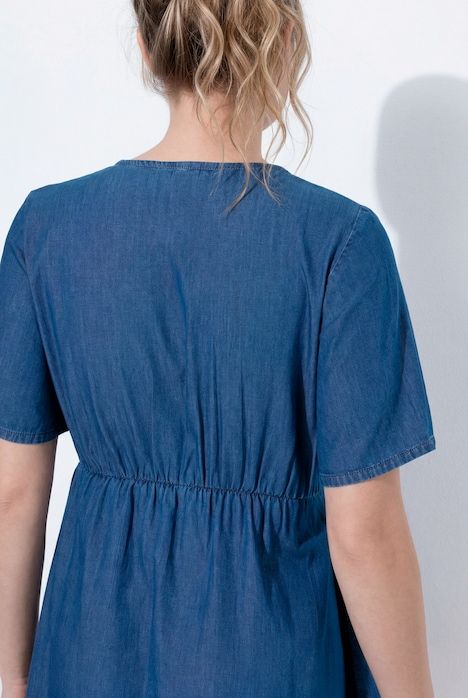 Robe en jean, coton bio, décolleté en V et manches courtes, coupe évasée