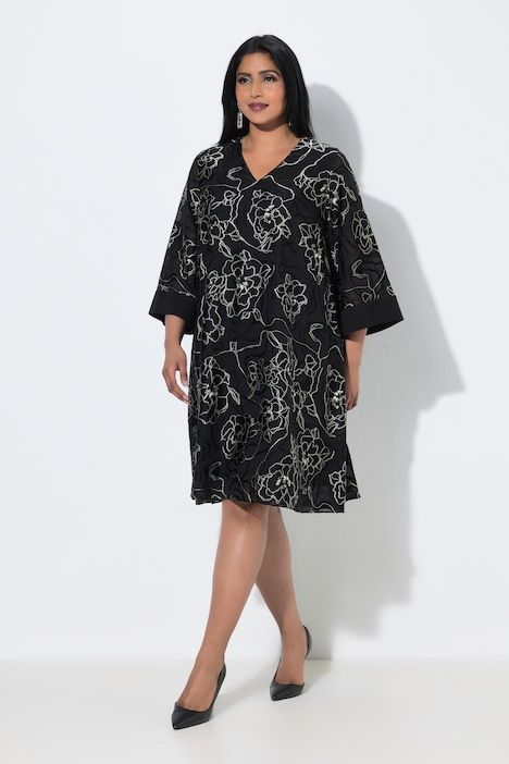 Robe en soie mélangée, manches 3/4 en cloche et décolleté en V, coupe évasée