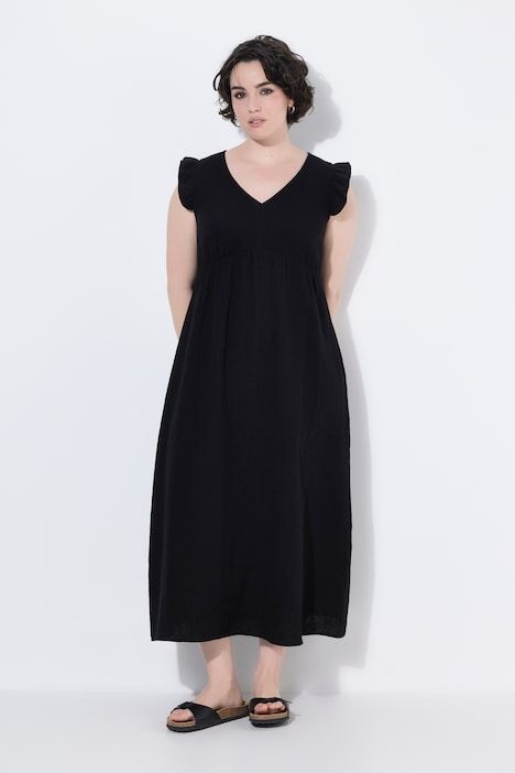 Robe longue, coupe A, col V, manches à volants