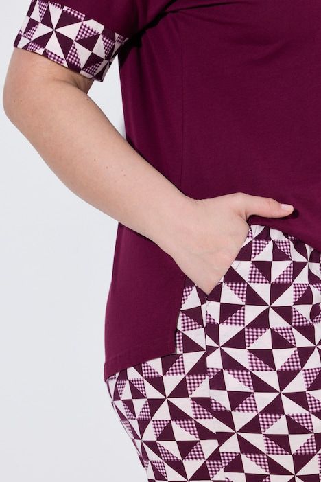 Pyjama deux pièces,motif à carreaux, décolleté en V et manches courtes