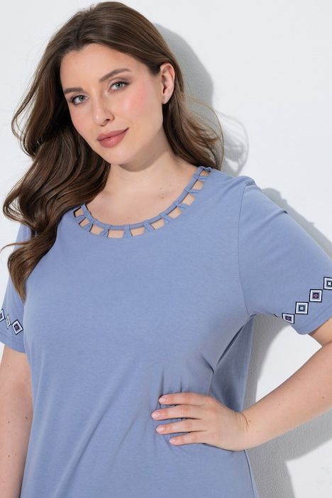Lot de 2 chemises de nuit / T-shirts longs, décolleté rond et manches courtes