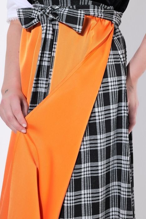 Dirndl en velours, imprimé animal, col carré