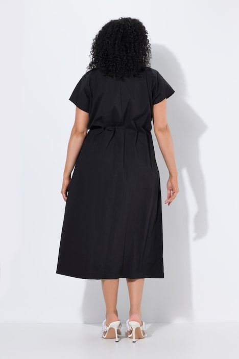 Robe longue, plis décoratifs, cintrée, col rond, manches mi-longues