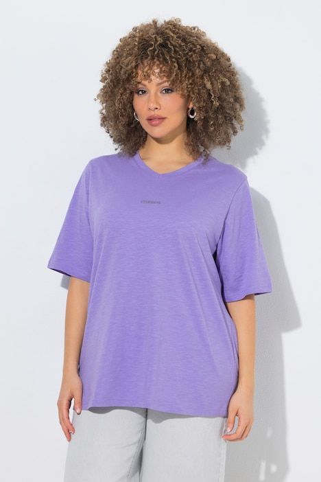 T-shirt avec petit imprimé, décolleté en V et manches courtes, coupe Relaxed Fit