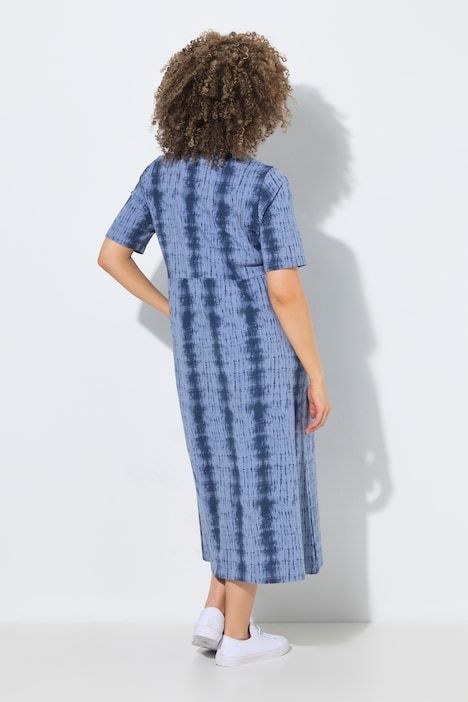 Robe midi avec rayures esprit batik, décolleté rond et manches courtes, coupe évasée